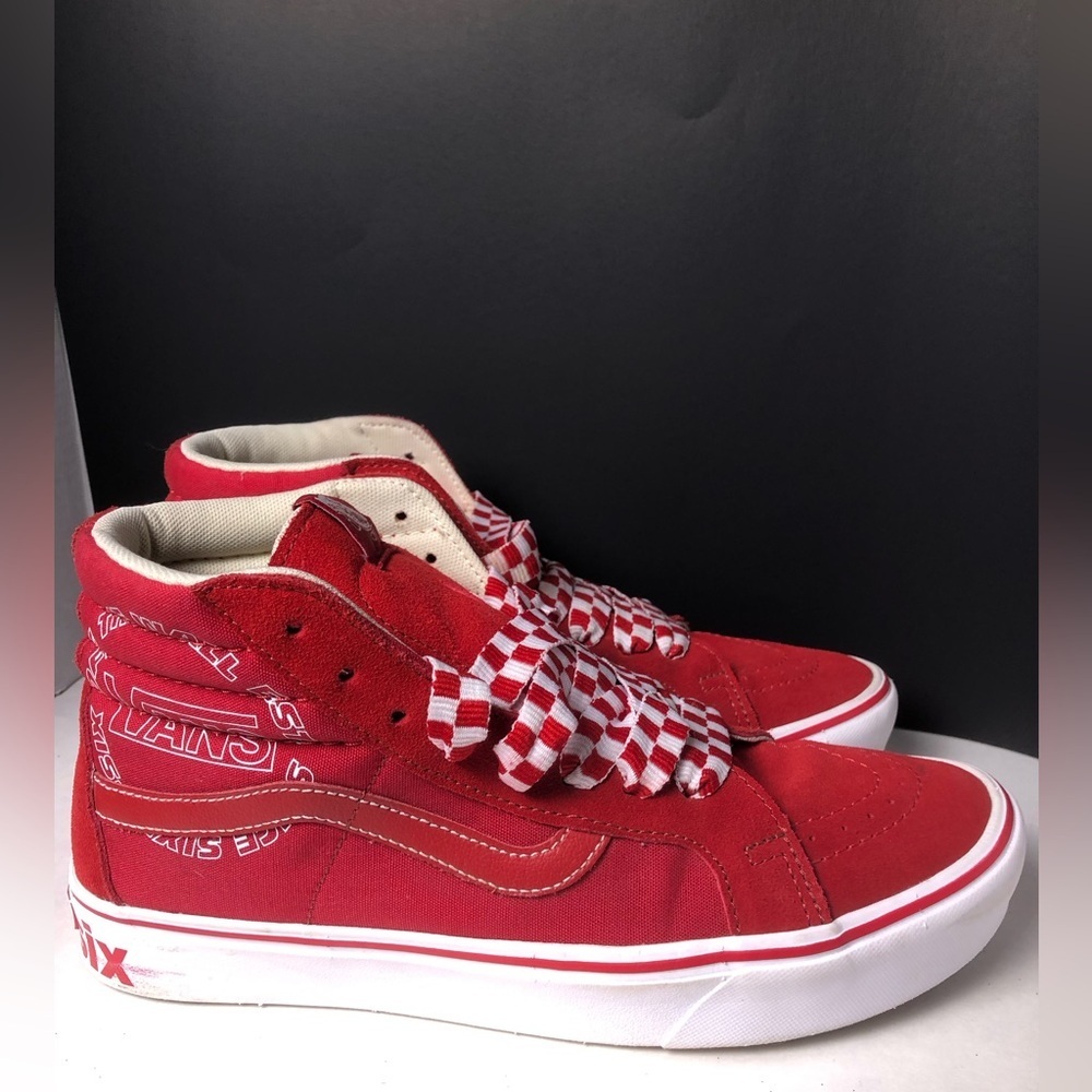 🍄Vans Red High-Tops with Checkered Laces🍄 - Picture 2 of 15